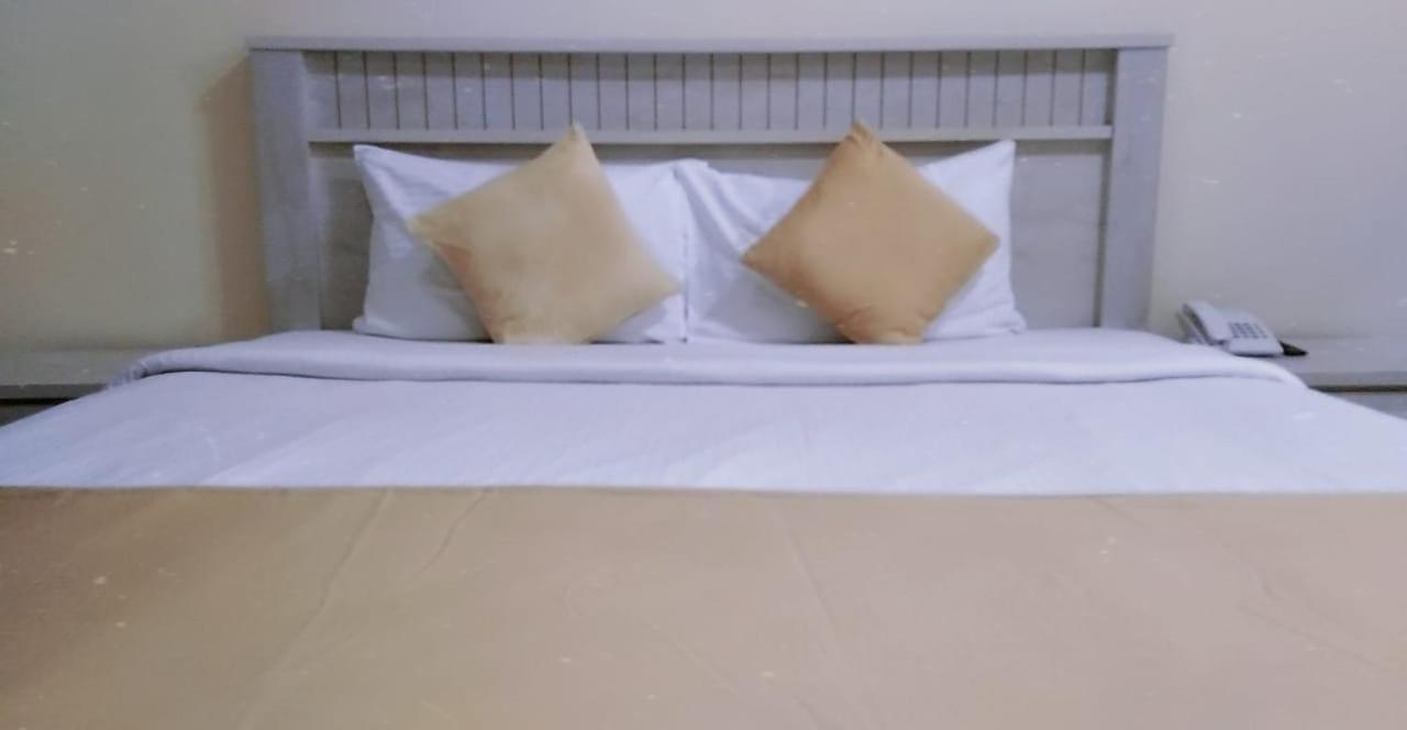 Al Khaleej Plaza Furnished Apartments Llc Adzsmán Kültér fotó