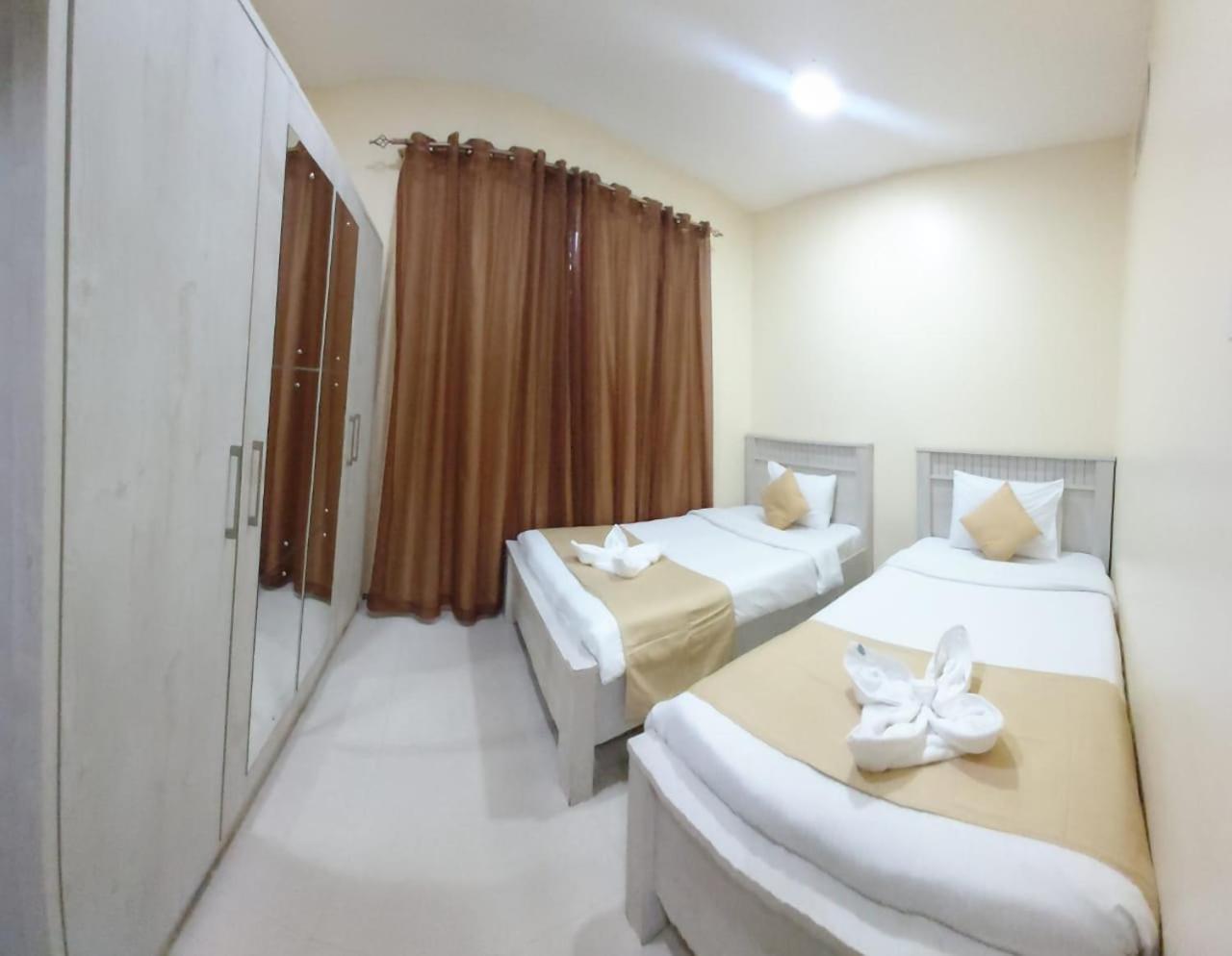 Al Khaleej Plaza Furnished Apartments Llc Adzsmán Kültér fotó