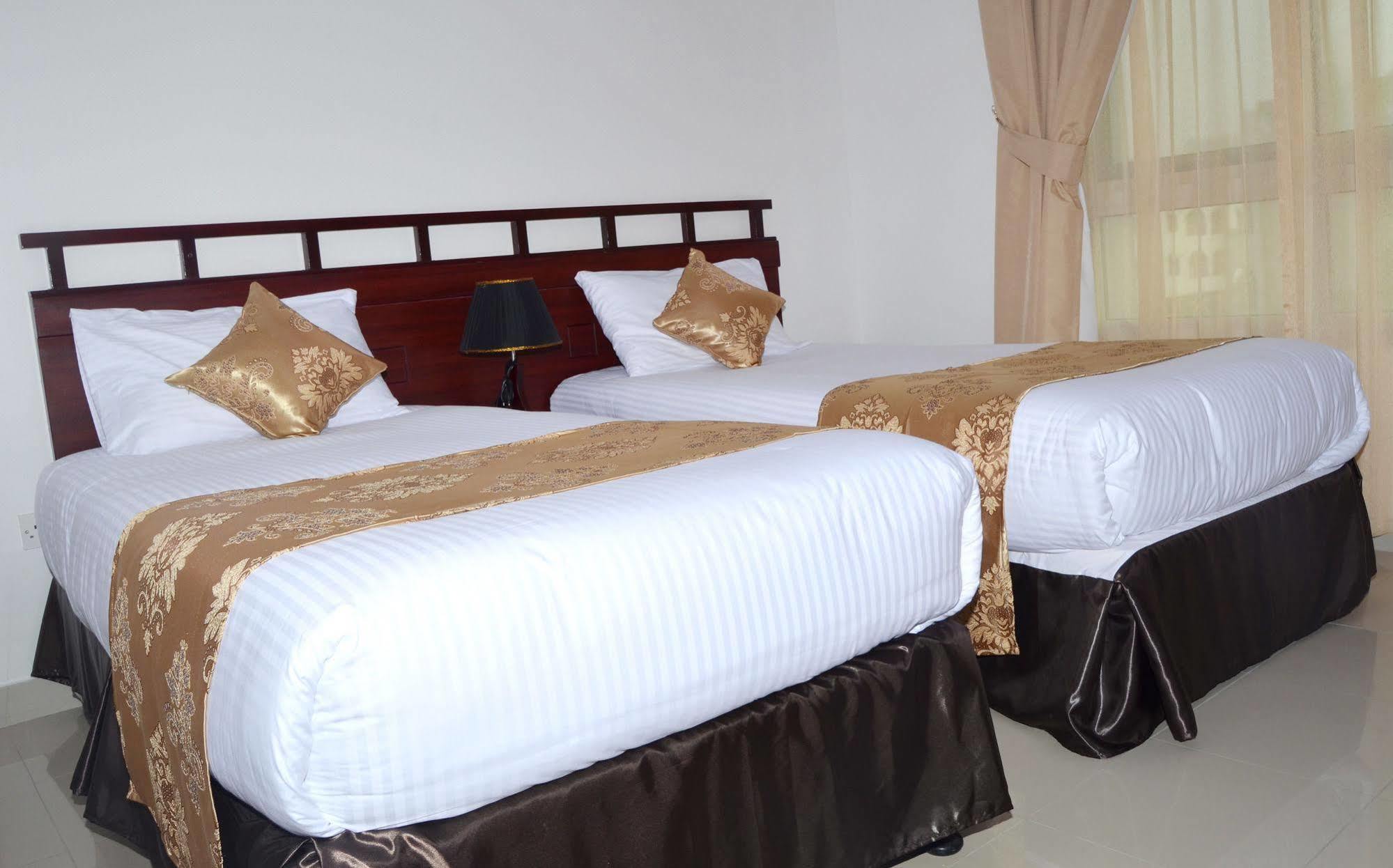 Al Khaleej Plaza Furnished Apartments Llc Adzsmán Kültér fotó