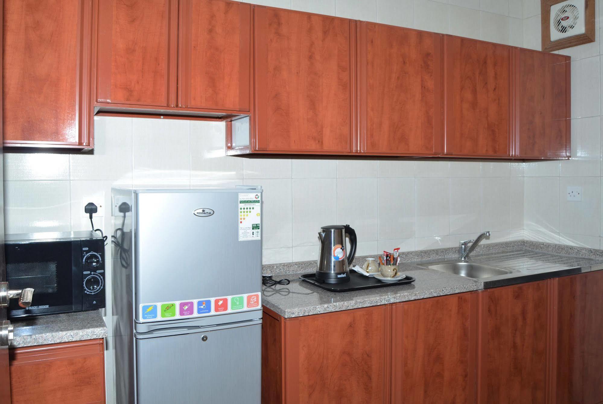Al Khaleej Plaza Furnished Apartments Llc Adzsmán Kültér fotó