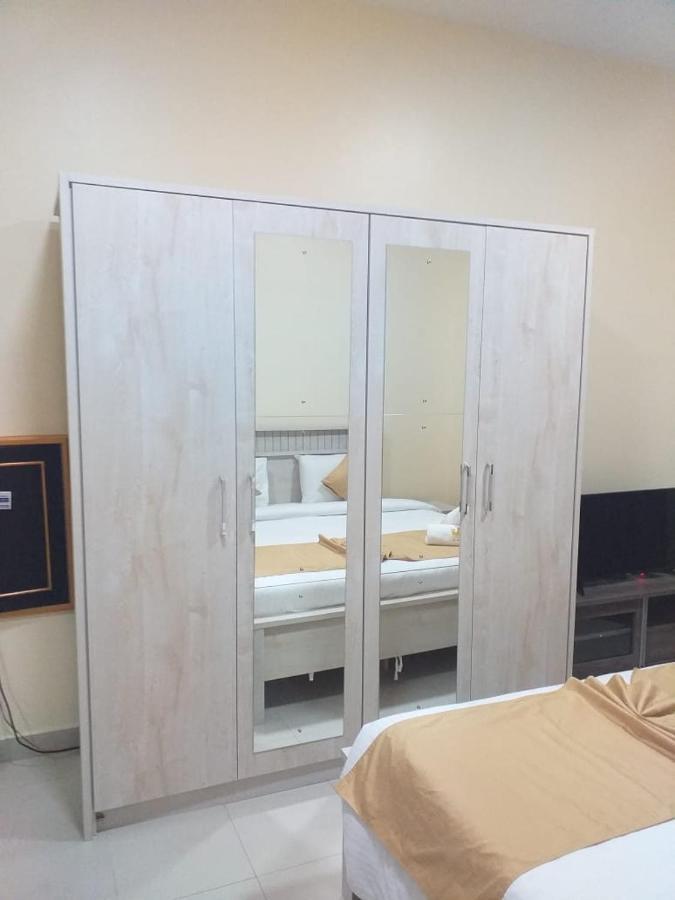 Al Khaleej Plaza Furnished Apartments Llc Adzsmán Kültér fotó